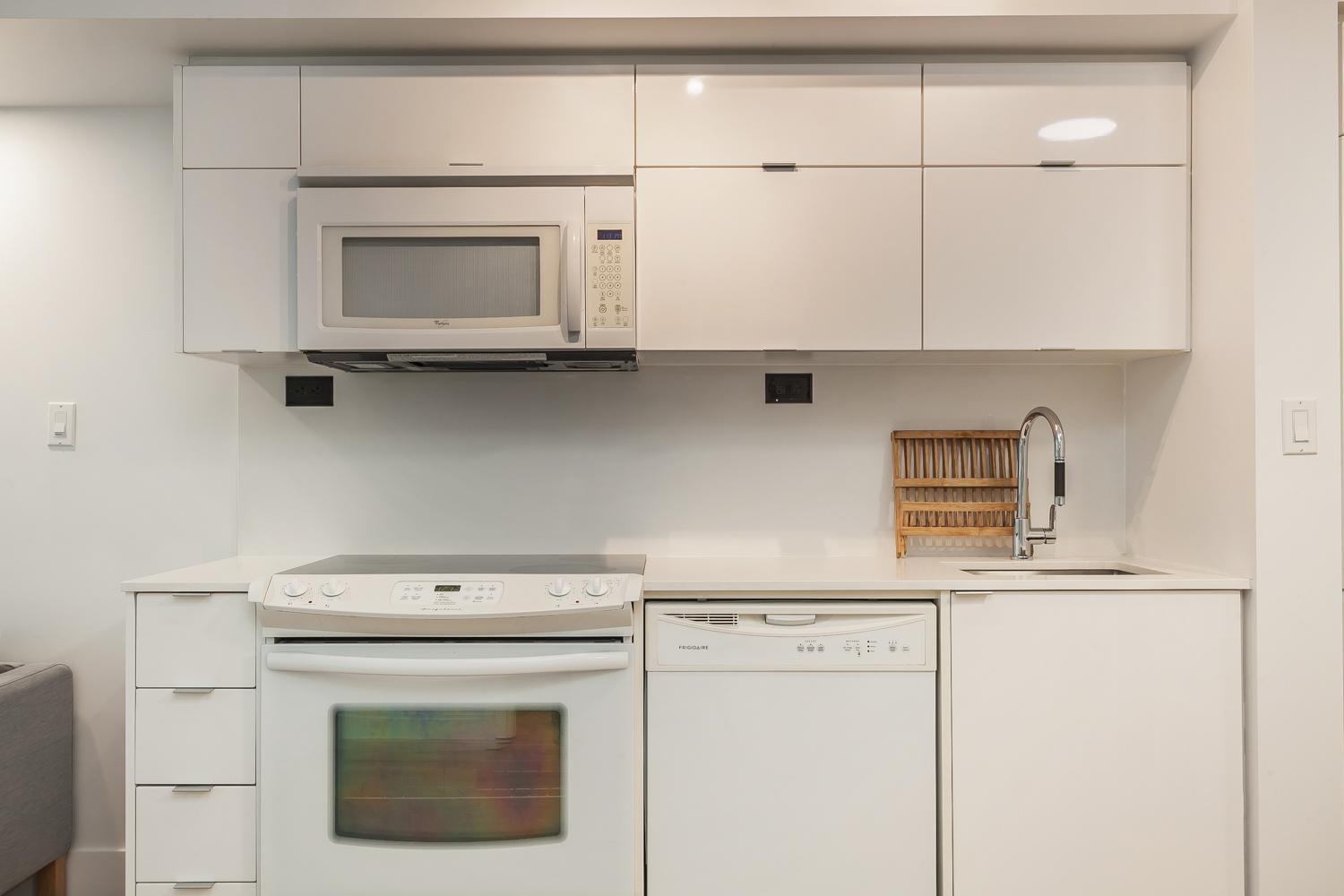 Cozy 2Br Close To Cn Tower & Harbourfront Toronto Kültér fotó