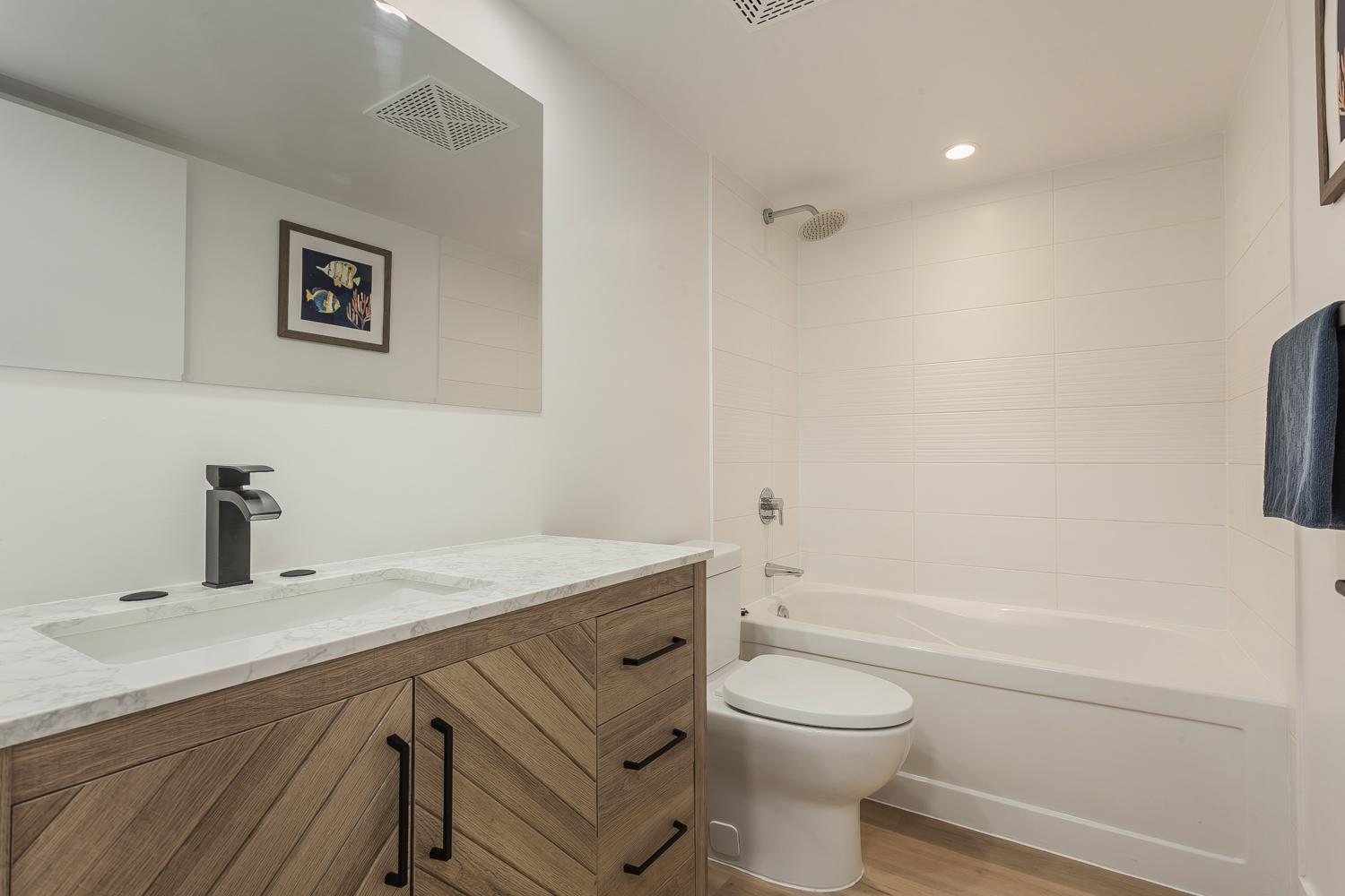 Cozy 2Br Close To Cn Tower & Harbourfront Toronto Kültér fotó